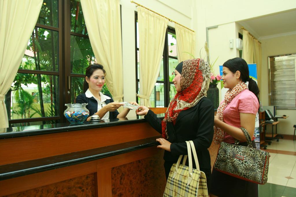 Hotel Gdw & 3*